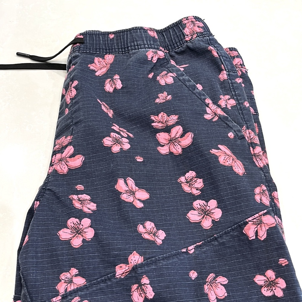 Iron Co Mens Short